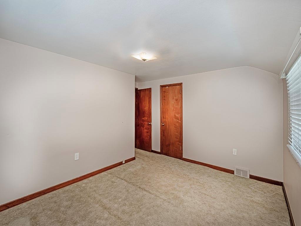 438 Sleepy Hollow Road Pittsburgh, PA 15228 - Photo 12 of 21 Gallery Image 12