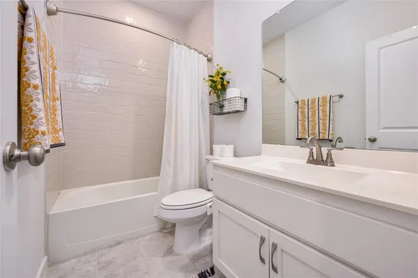 $435,000 | 208 Garner Drive, Kyle, TX 78640