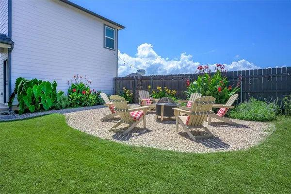 $435,000 | 208 Garner Drive, Kyle, TX 78640