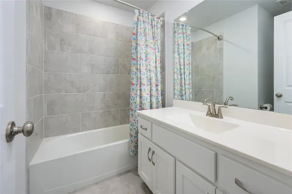 $435,000 | 208 Garner Drive, Kyle, TX 78640