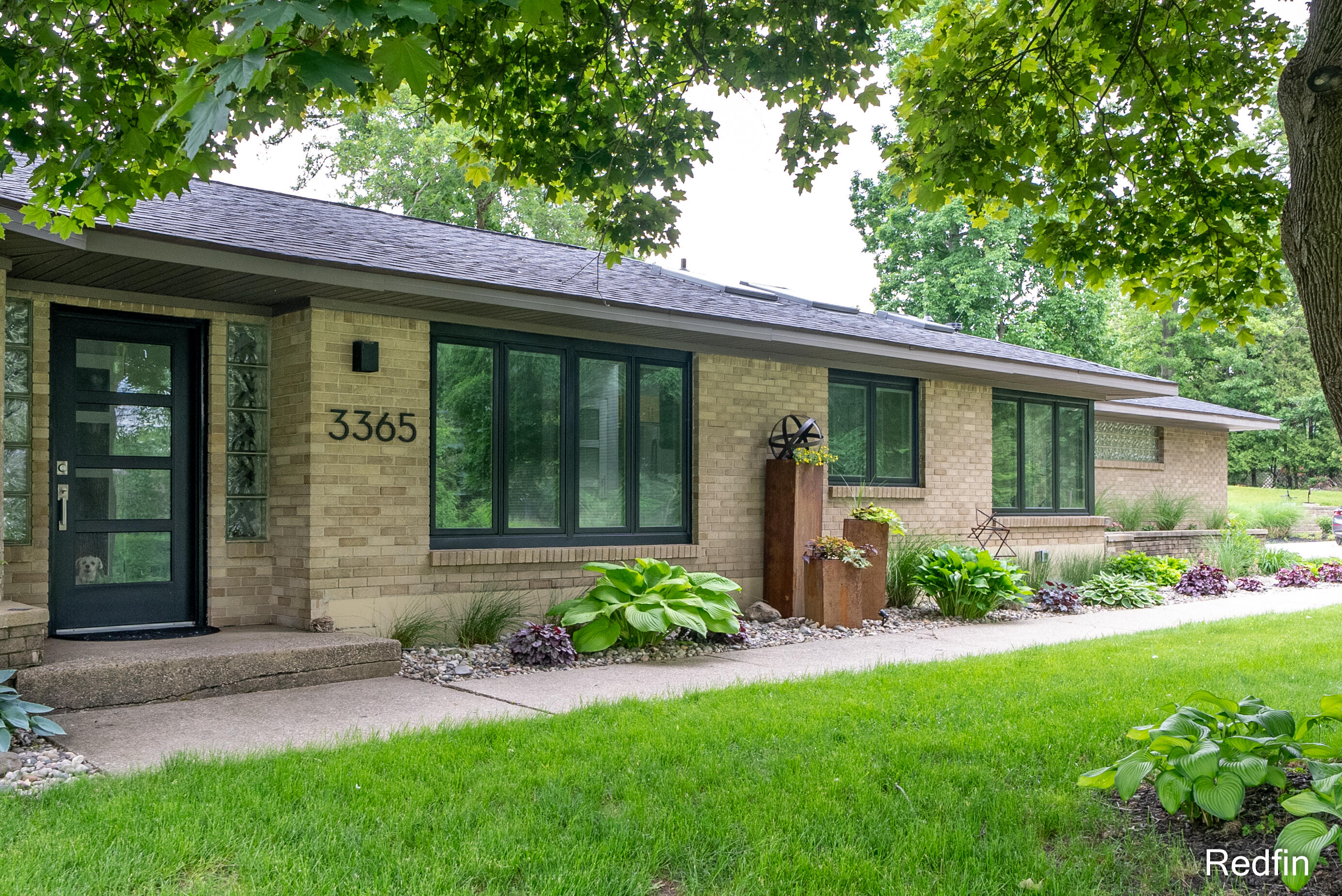 3365 Cascade Road Southeast Grand Rapids, MI 49546 - Photo 3 of 54 DSC01566