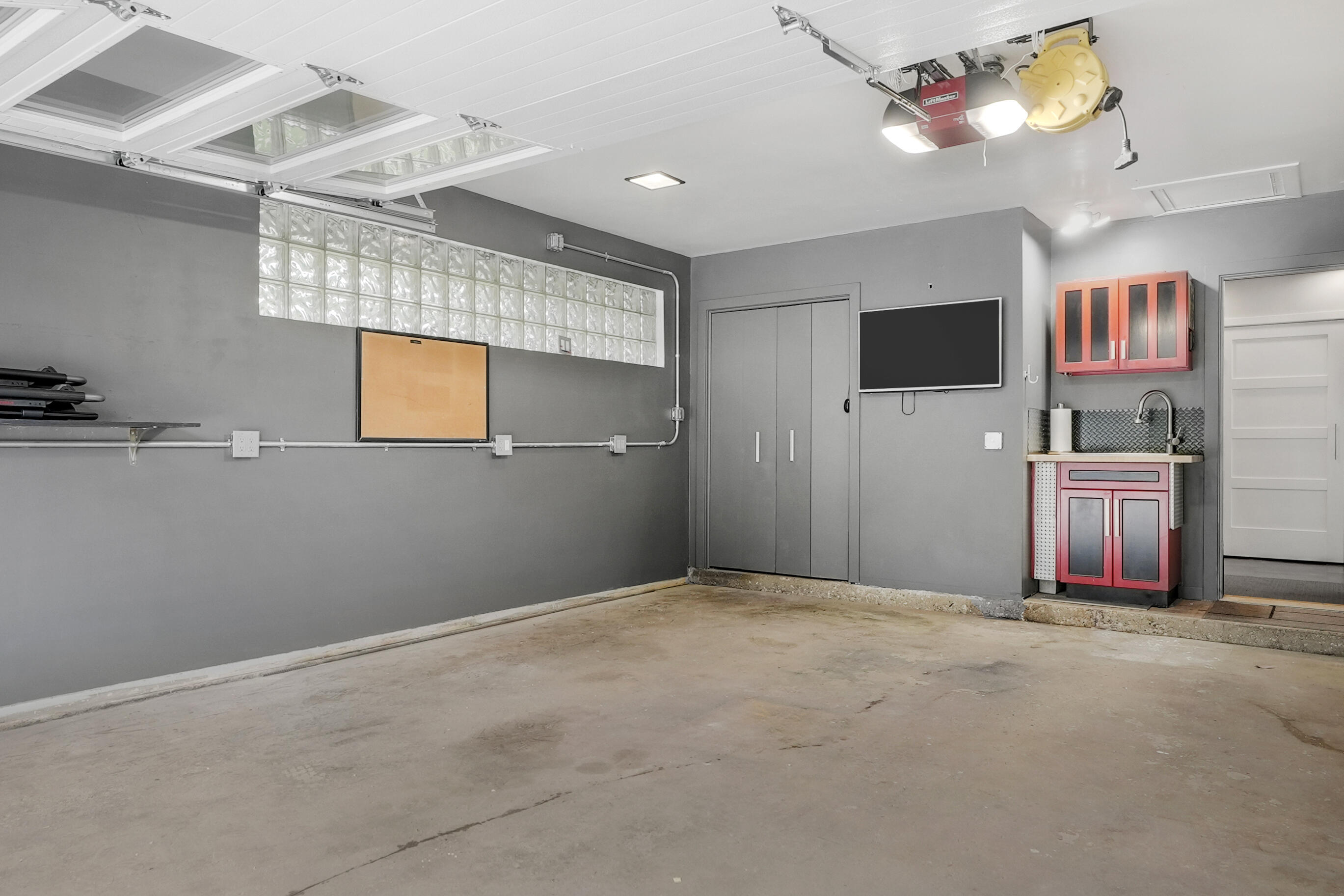 3365 Cascade Road Southeast Grand Rapids, MI 49546 - Photo 46 of 54 DSC00114_5_6