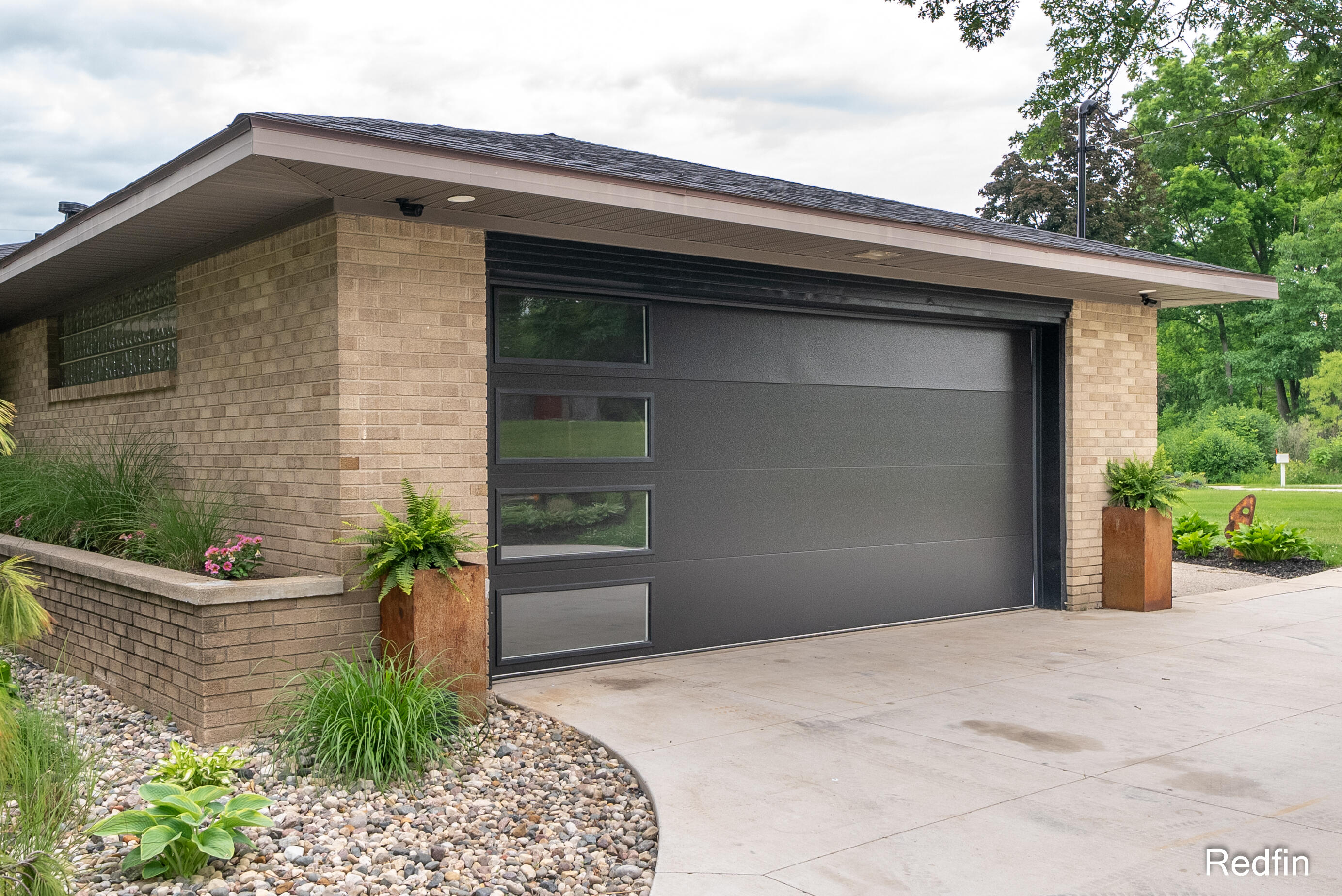 3365 Cascade Road Southeast Grand Rapids, MI 49546 - Photo 51 of 54 DSC01570