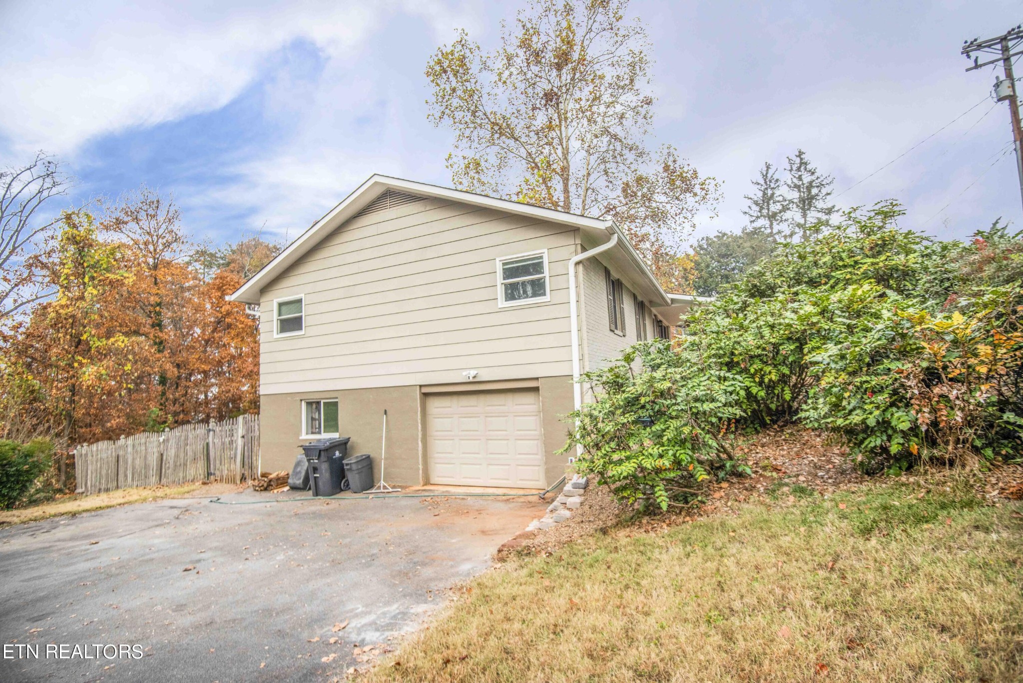413 Kendall Road Knoxville, TN 37919 - Photo 4 of 51 Gallery Image 4