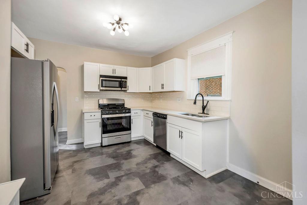 4817 Plainville Road Cincinnati, OH 45227 - Photo 10 of 27