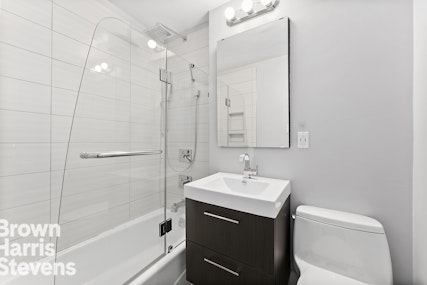 10 West 15th Street, Unit 924 Manhattan, NY 10011 - Photo 10 of 13