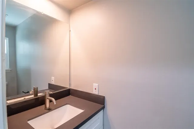 $425,000 | 5607 Court Of York, Houston, TX 77069