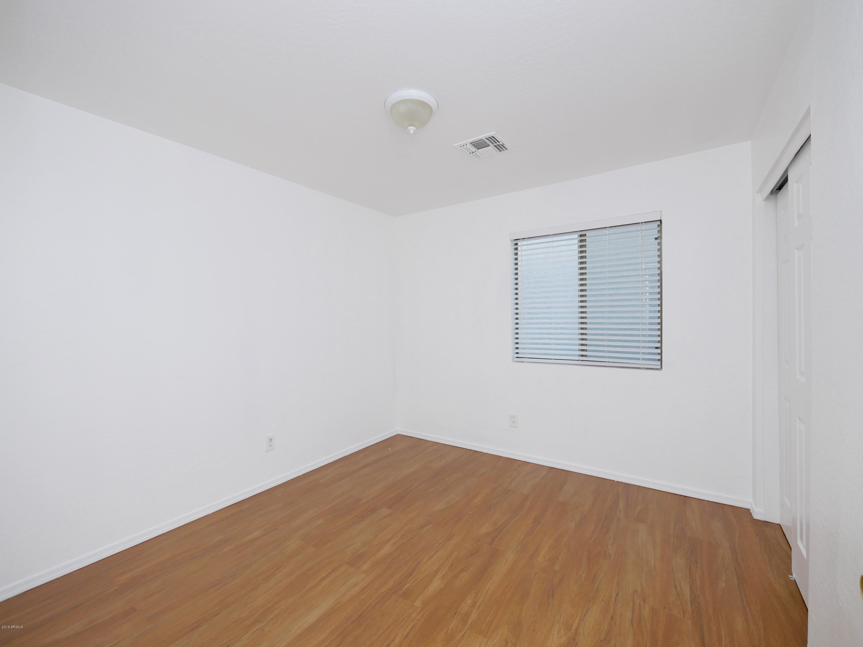 8642 West Payson Road Tolleson, AZ 85353 - Photo 11 of 16 P1100034