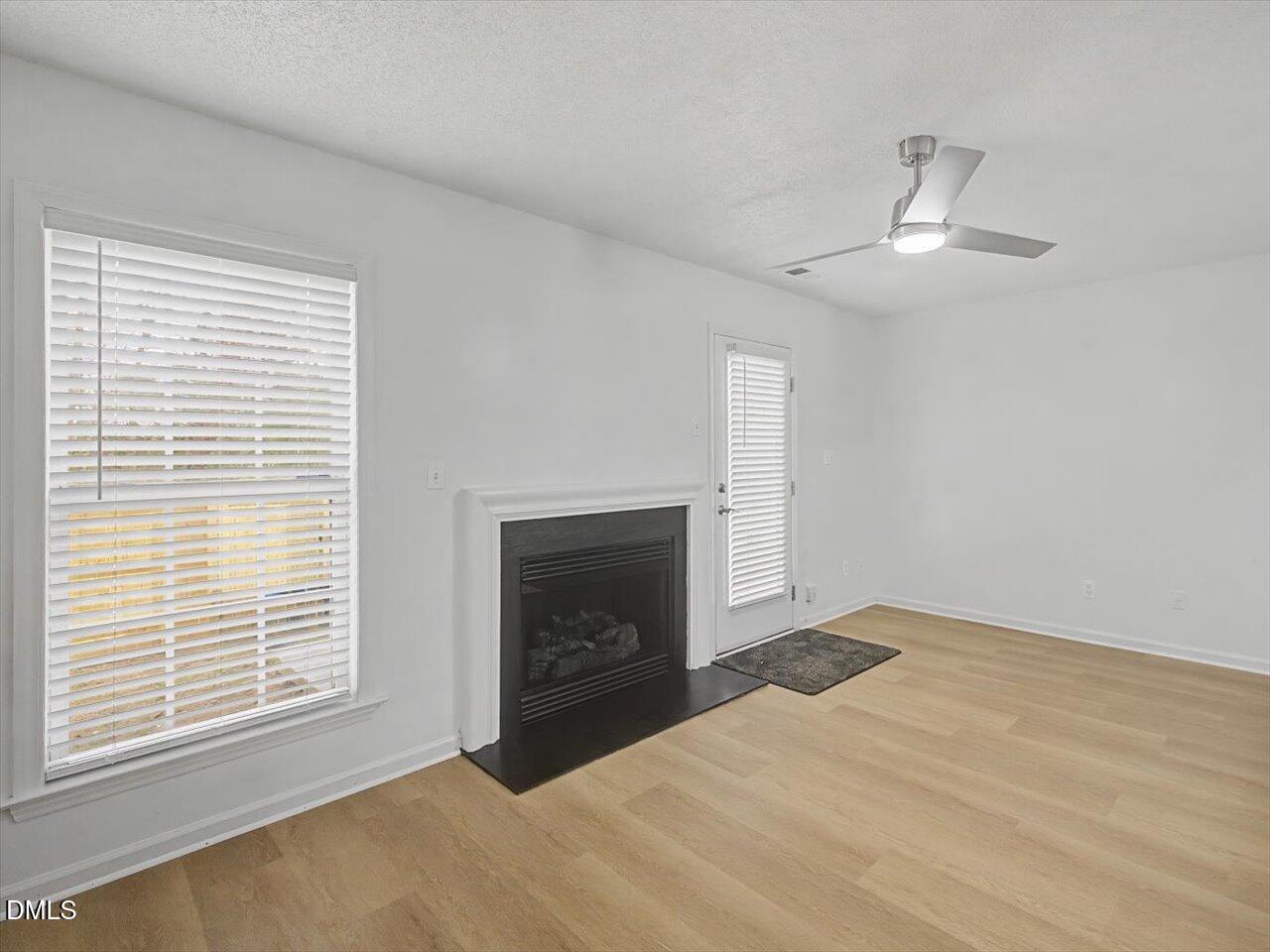 4805 Tanglewood Oaks Street Raleigh, NC 27610 - Photo 19 of 59 19-Living Room