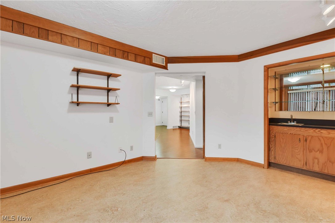 3701 Mayfield Road, Unit 112 Cleveland, OH 44121 - Photo 23 of 35 Gallery Image 23