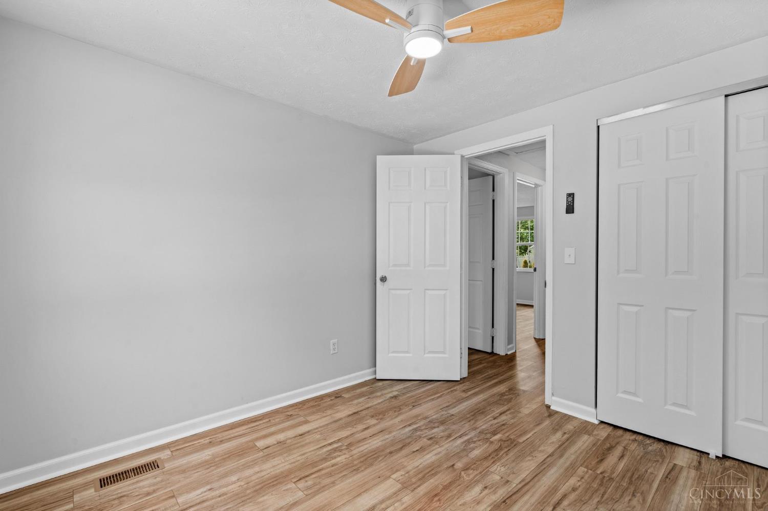 675 Woodgate Road Cincinnati, OH 45244 - Photo 28 of 38 Gallery Image 28