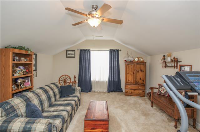 135 Dimaggio Drive Springfield, TN 37172 - Photo 11 of 14 Gallery Image 11