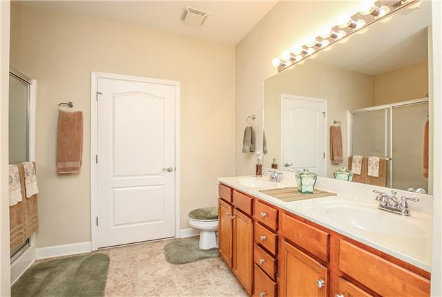 135 Dimaggio Drive Springfield, TN 37172 - Photo 5 of 14 Gallery Image 5