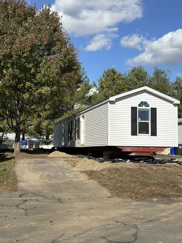 $164,900 | 25 McQuillan Drive, Milford, CT 06460