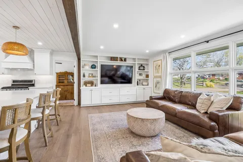 $750,000 | 383 Blackman Road, Nashville, TN 37211