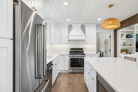 $750,000 | 383 Blackman Road, Nashville, TN 37211