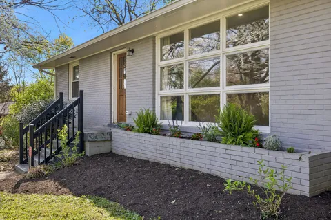 $750,000 | 383 Blackman Road, Nashville, TN 37211