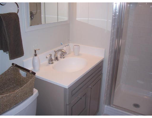 38 Ledgewood Road Framingham, MA 01701 - Photo 19 of 22 Gallery Image 19