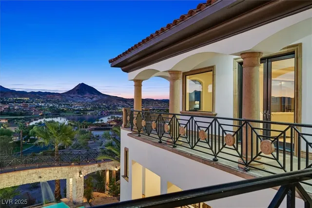 $6,850,000 | 8 Rue Mediterra Drive, Henderson, NV 89011