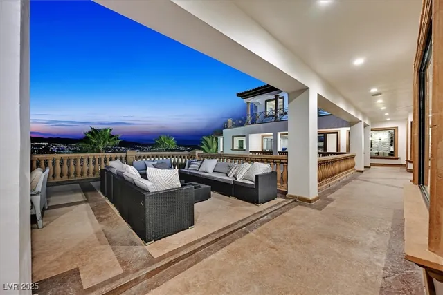 $6,850,000 | 8 Rue Mediterra Drive, Henderson, NV 89011