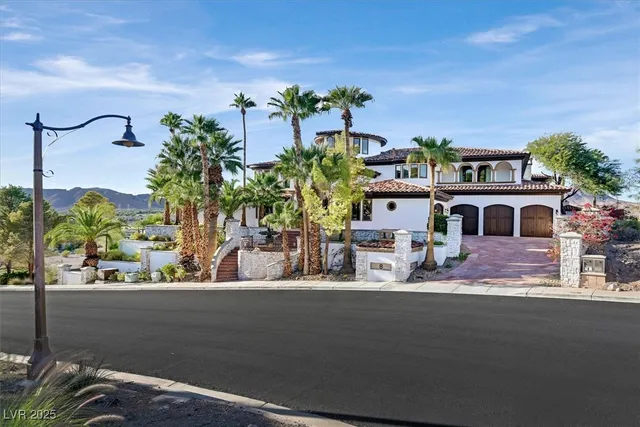 $6,850,000 | 8 Rue Mediterra Drive, Henderson, NV 89011