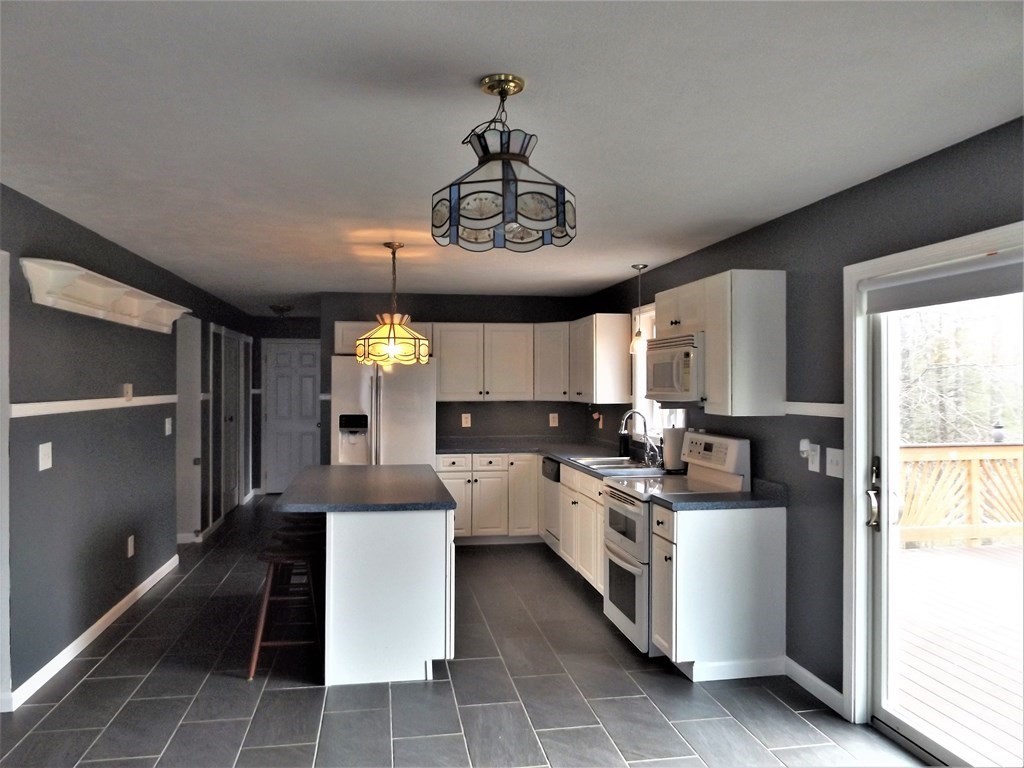 100 Eagle Road Winchendon, MA 01475 - Photo 7 of 28 Gallery Image 7