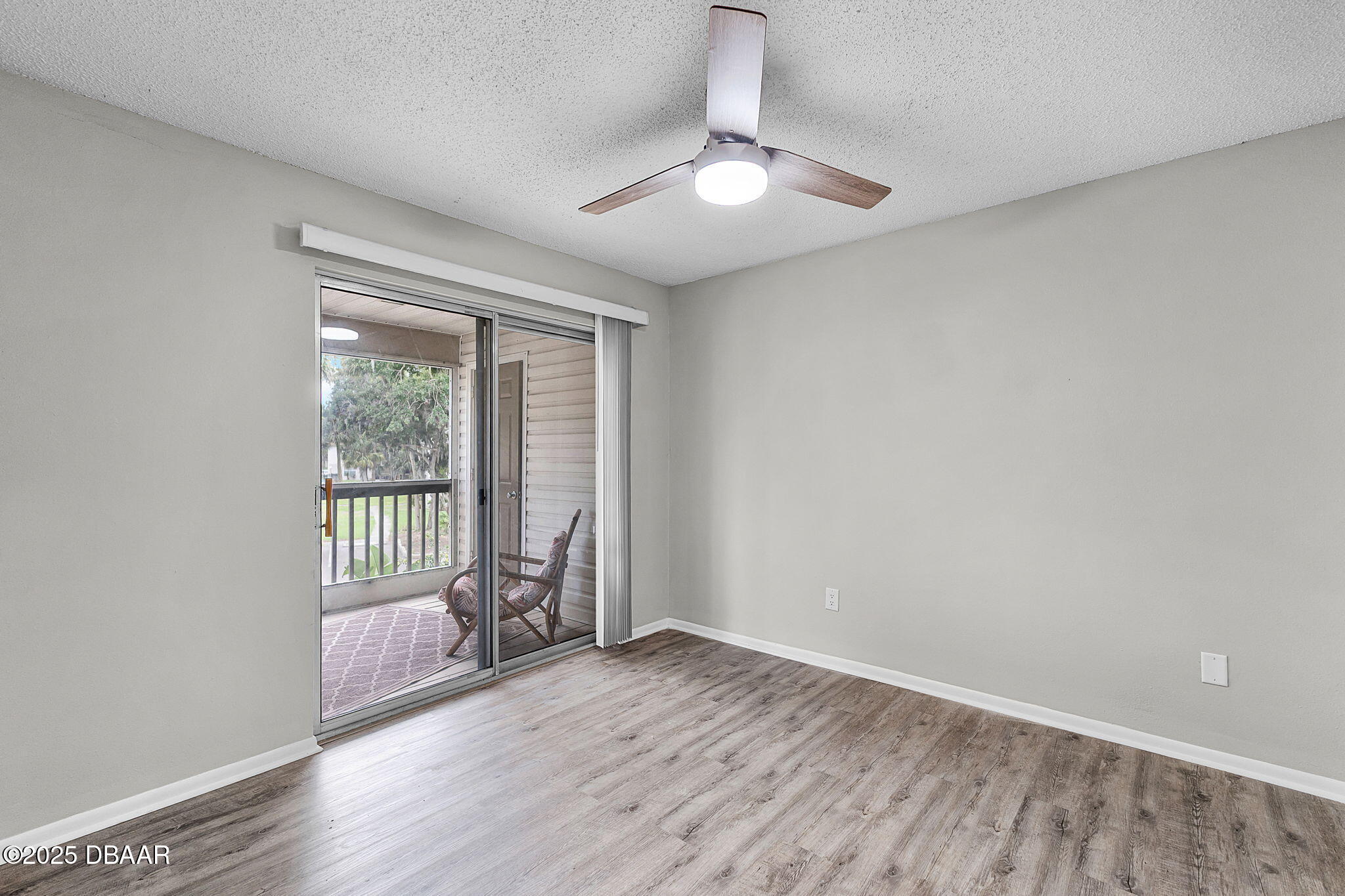 1600 Big Tree Road, Unit U8 Daytona Beach, FL 32119 - Photo 22 of 26 Primary Suite