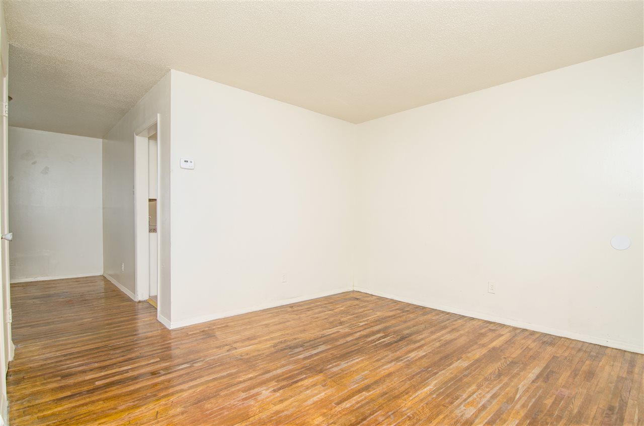 2504 Perry Road Memphis, TN 38106 - Photo 4 of 14