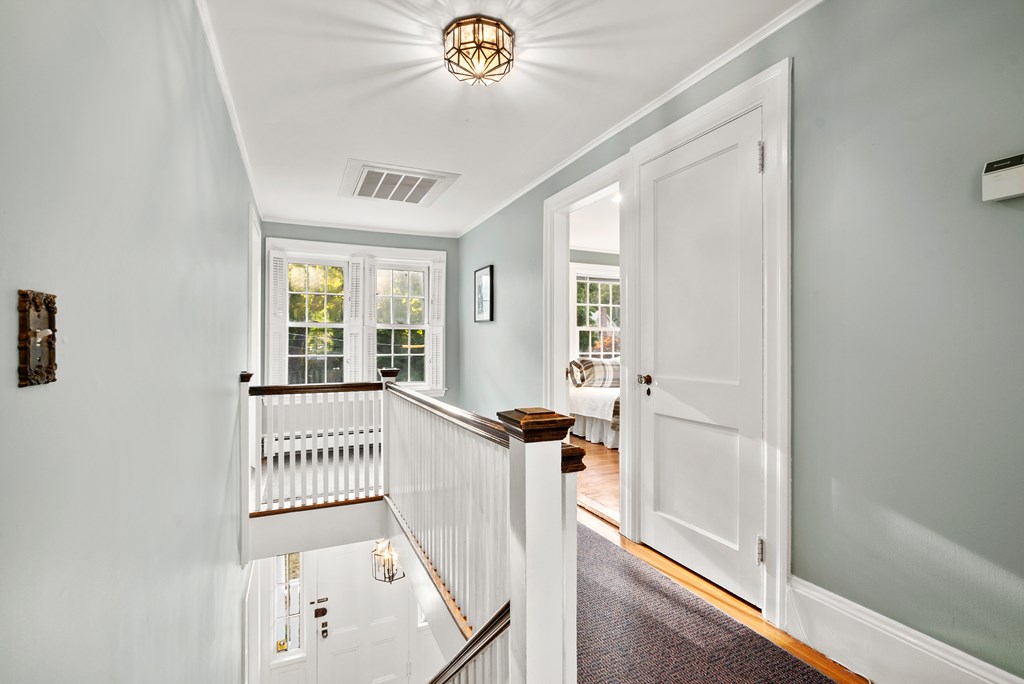 34 Upland Road Newton, MA 02468 - Photo 18 of 33