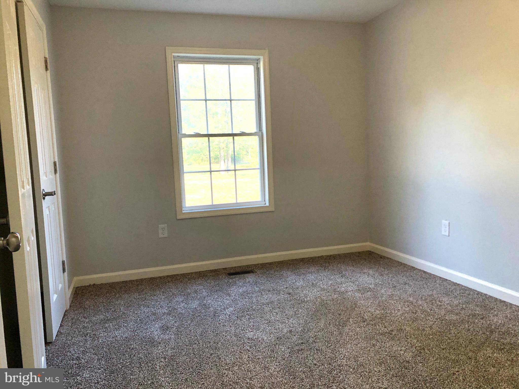 1079 North Timber Ridge Road Cross Junction, VA 22625 - Photo 14 of 29