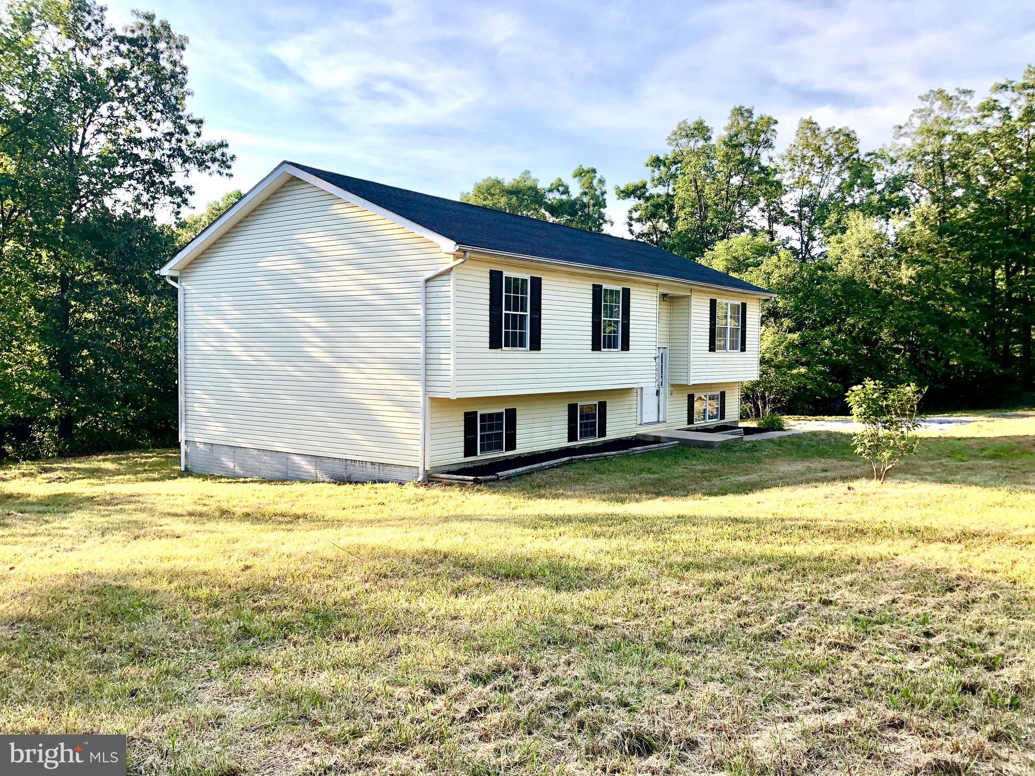 1079 North Timber Ridge Road Cross Junction, VA 22625 - Photo 24 of 29