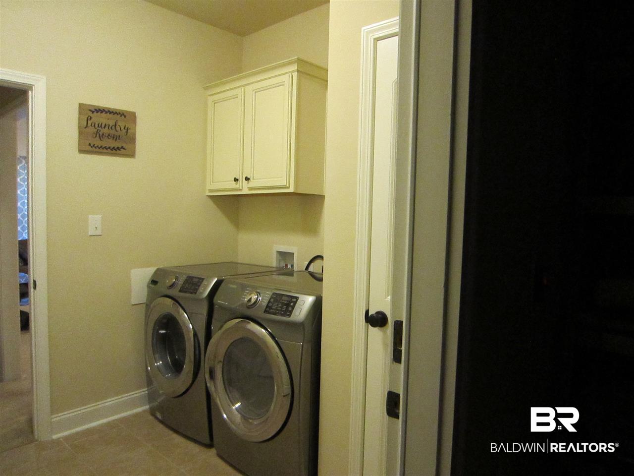 15309 Troon Drive Foley, AL 36535 - Photo 8 of 17 Washer/dryer stays