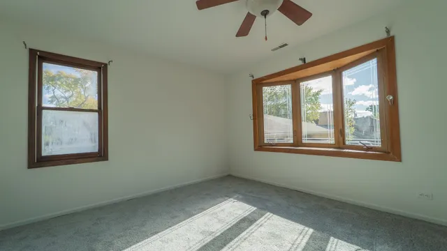 $159,900 | 122 Elizabeth Street, Calumet City, IL 60409