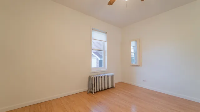 $159,900 | 122 Elizabeth Street, Calumet City, IL 60409