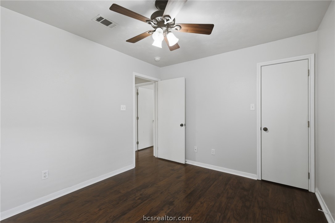 1707 Beaver Pond Court Bryan, TX 77807 - Photo 13 of 33