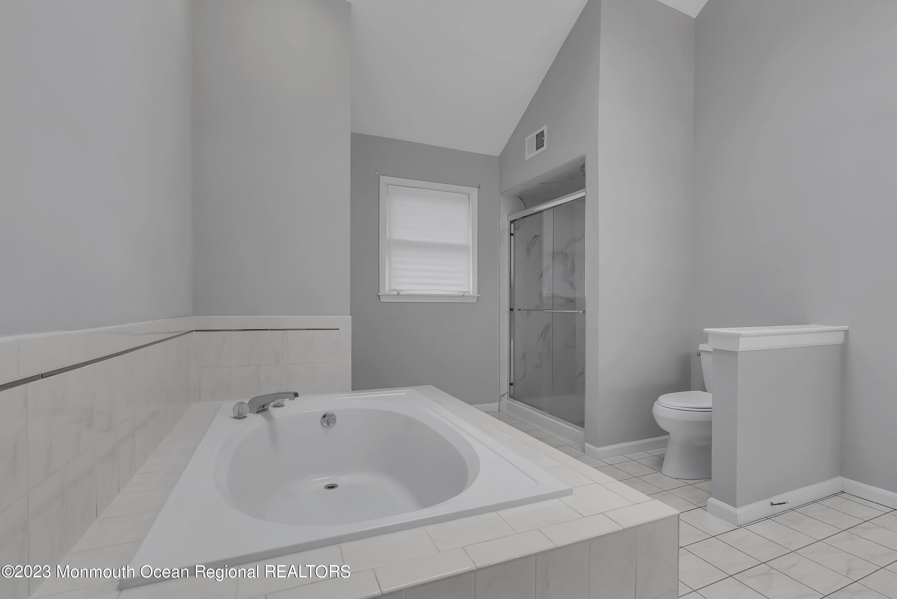 8 Overlook Drive Jackson, NJ 08527 - Photo 23 of 52 MJB04446