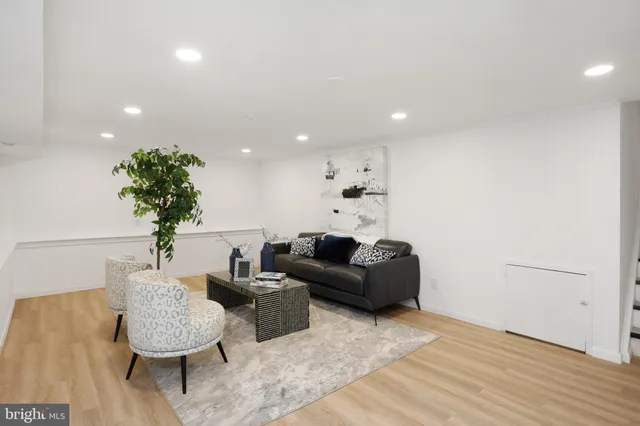 $475,000 | 283 Ward Avenue, Bordentown, NJ 08505