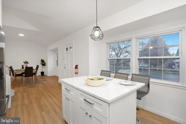 $475,000 | 283 Ward Avenue, Bordentown, NJ 08505