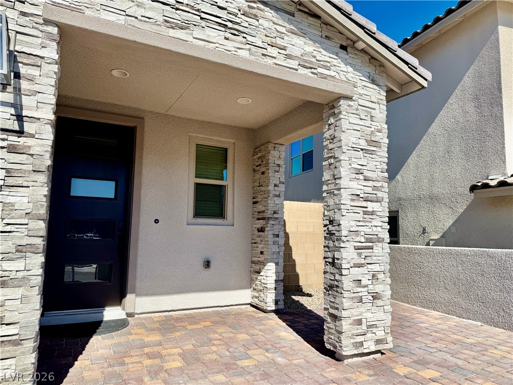 2256 Fish Hawk Street Las Vegas, NV 89138 - Photo 17 of 47