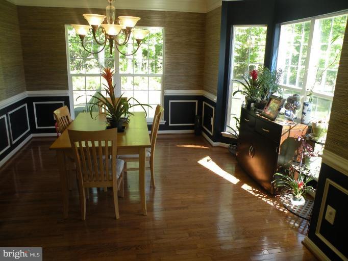 9814 Farm Pond Road Laurel, MD 20708 - Photo 6 of 25 Dining Room