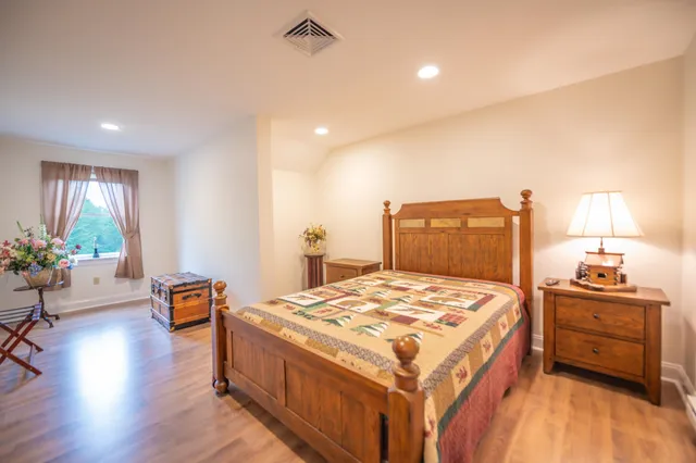 $699,000 | 233 Poverty Row, Whitingham, VT 05361