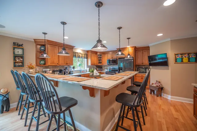 $699,000 | 233 Poverty Row, Whitingham, VT 05361