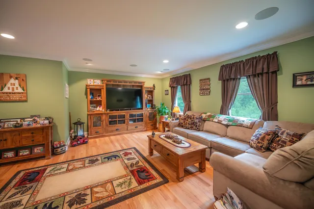 $699,000 | 233 Poverty Row, Whitingham, VT 05361