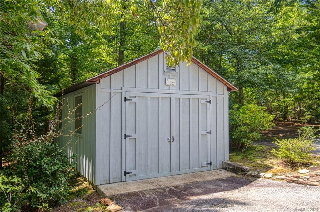 150 Overlook Circle Tryon, NC 28782 - Photo 35 of 38 Gallery Image 35