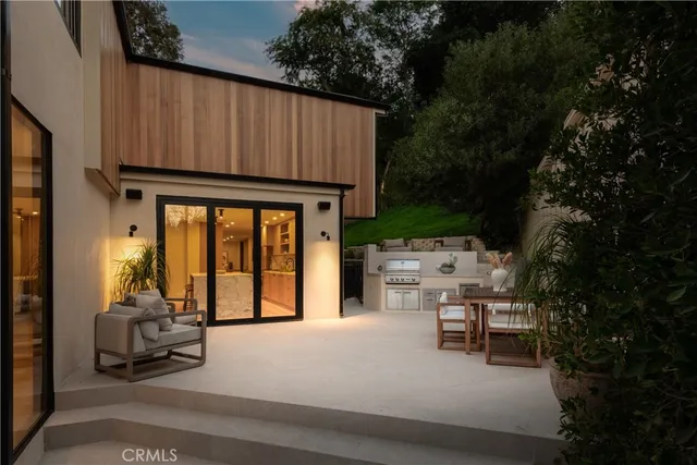 $2,995,000 | 3977 Oeste Avenue, Studio City, CA 91604