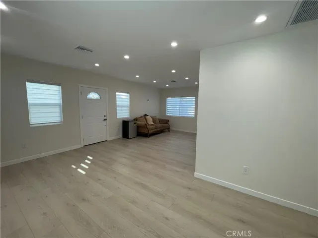 $3,600 | 627 Fischer Street, Glendale, CA 91205