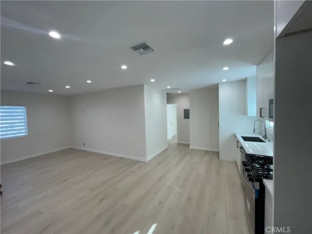 $3,600 | 627 Fischer Street, Glendale, CA 91205