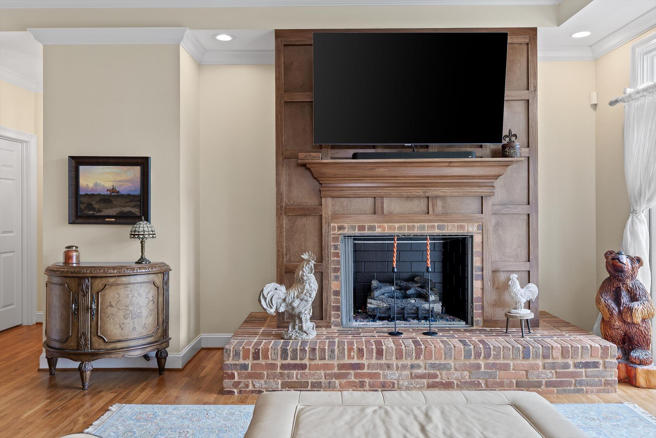 1024 Banther Road Southwest McDonald, TN 37353 - Photo 6 of 38 Banther Living Room Fireplace_2972