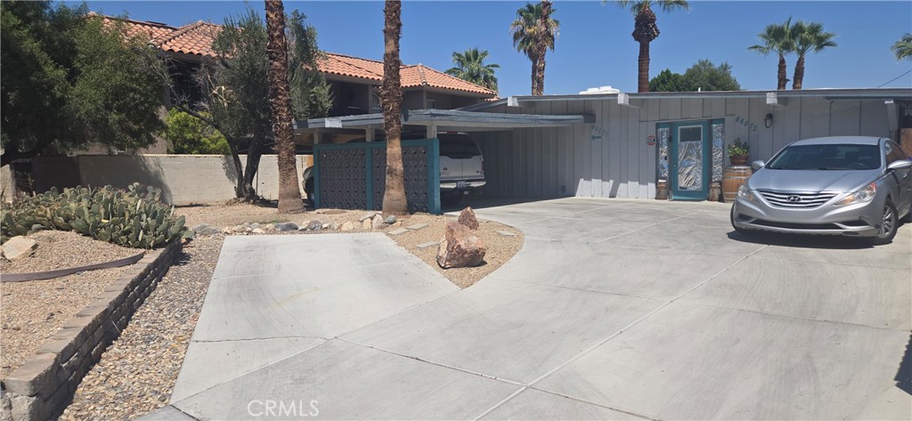 44470 San Pablo Avenue Palm Desert, CA 92260 - Photo 1 of 17 a walk in closet of a house