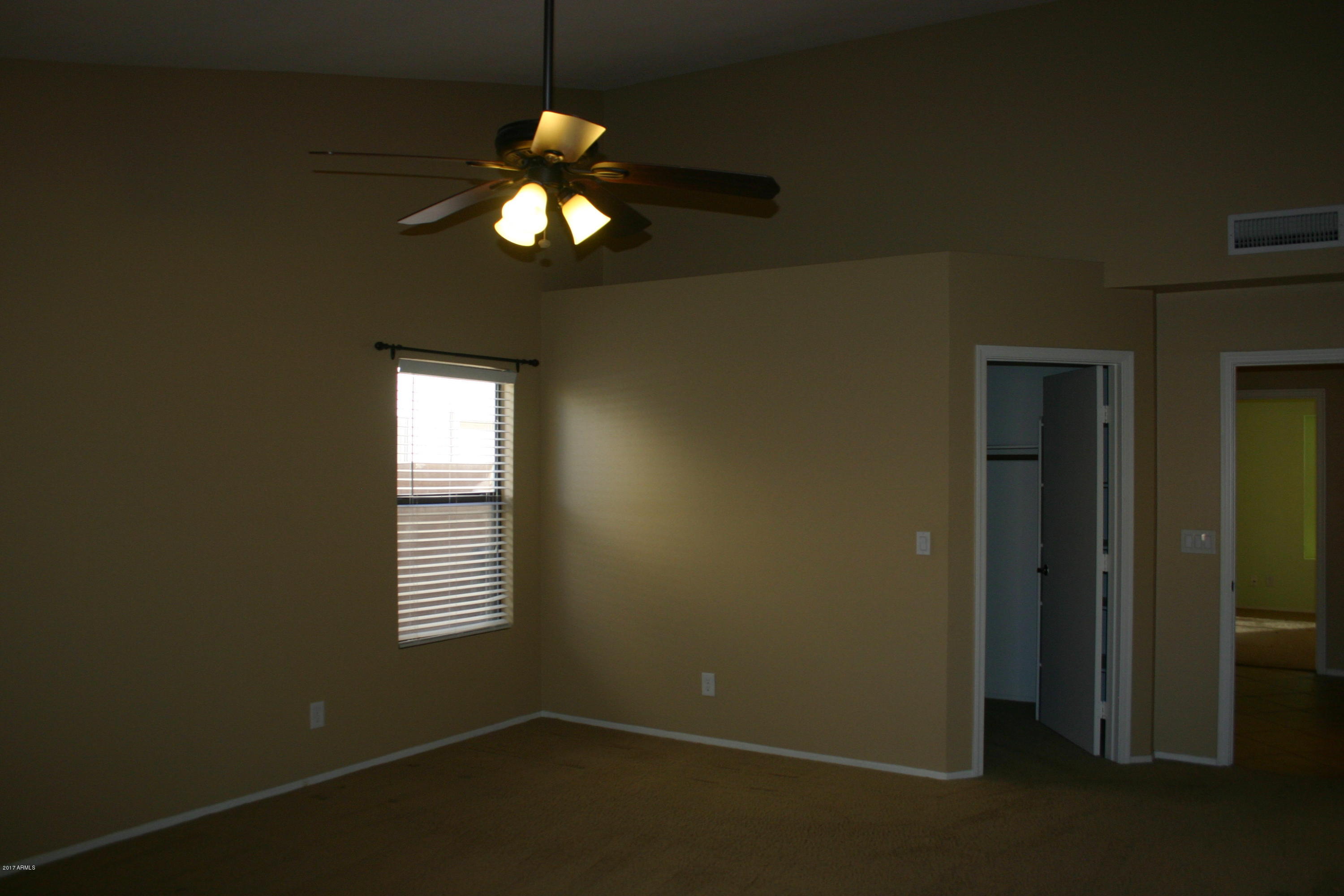 2642 East Rockledge Road Phoenix, AZ 85048 - Photo 15 of 26 2017-01-26 15.07.04